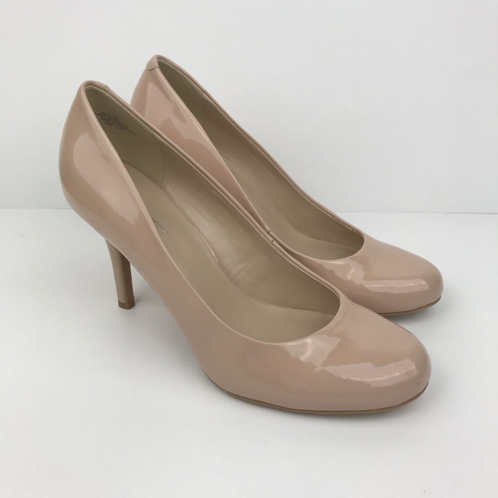 Nine West pumps